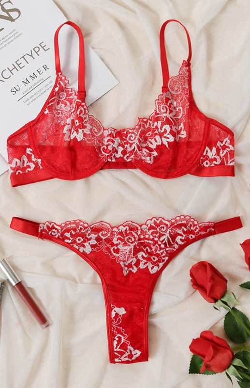 Eco-friendly Women's Sexy Breathable Lace Lingerie Set