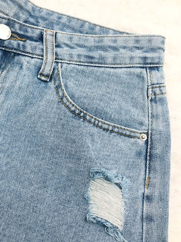 Eco-friendly Women's ripped scratch pattern cuffed sexy hip denim shorts